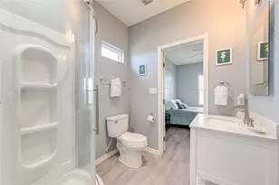 14110 Miramar Dr, Galveston, TX 77554 - Photo 32