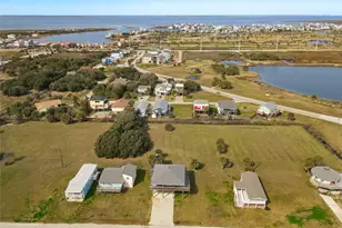 14110 Miramar Dr, Galveston, TX 77554 - Photo 38