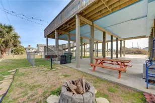 14110 Miramar Dr, Galveston, TX 77554 - Photo 4