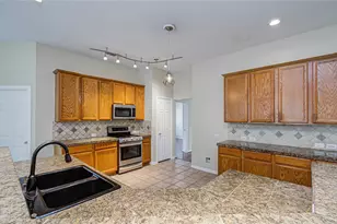 18223 Heathridge Ln, Cypress, TX 77433 - Photo 20