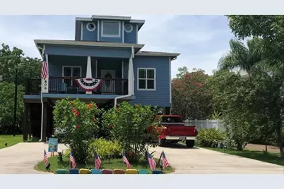 806 Kipp Avenue, Kemah, TX 77565 - Photo 2