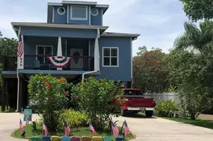 806 Kipp Ave, Kemah, TX 77565 - Photo 2