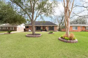 1226 Sunset Ln, La Marque, TX 77568 - Photo 1