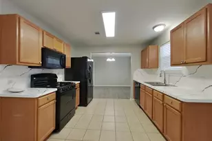 7215 Lazy Summer Ct, Magnolia, TX 77354 - Photo 6