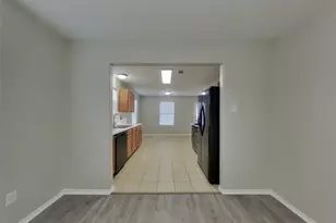 7215 Lazy Summer Ct, Magnolia, TX 77354 - Photo 4