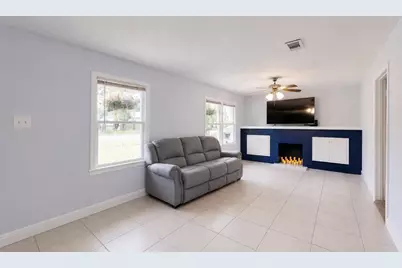 708 Grafton Street, La Marque, TX 77568 - Photo 2