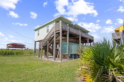 844 S Sage Road, Crystal Beach, TX 77650 - Photo 1