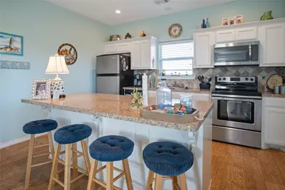 844 S Sage Road, Crystal Beach, TX 77650 - Photo 8