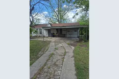 411 S Texana Street, Hallettsville, TX 77964 - Photo 6