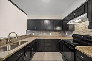 11889 Bob White Dr, Houston, TX 77035 - Photo 14