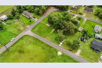 620 Austin Street, West Columbia, TX 77486 - Photo 12