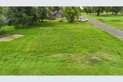 620 Austin Street, West Columbia, TX 77486 - Photo 14