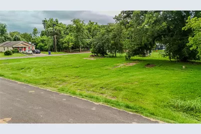 620 Austin Street, West Columbia, TX 77486 - Photo 16