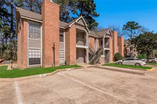 2402 Sycamore Ave, Huntsville, TX 77340 - Photo 1