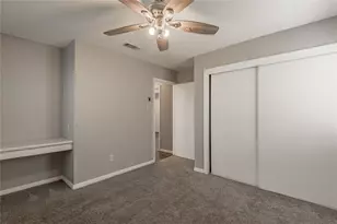 2402 Sycamore Ave, Huntsville, TX 77340 - Photo 20