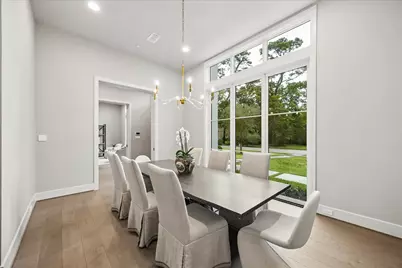 26 Valley Forge Drive, Bunker Hill Village, TX 77024 - Photo 10