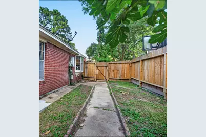 4415 Echo Falls Drive, Kingwood, TX 77345 - Photo 24