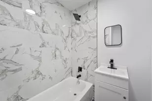 4611 W Hunting St, Houston, TX 77026 - Photo 8