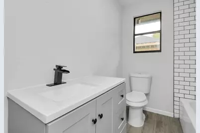 262 1/2 De Boll Street, Houston, TX 77022 - Photo 16