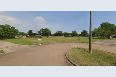 17 Harvest Glen Drive, Angleton, TX 77515 - Photo 1
