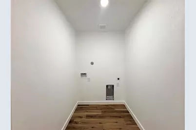 3204 Avenue K, Bay City, TX 77414 - Photo 10