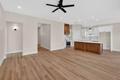 125 Turnrow Cove, Snook, TX 77878 - Photo 6