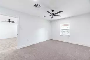 8658 Sonneville Dr, Houston, TX 77080 - Photo 16