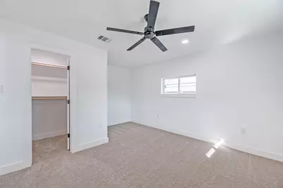 8658 Sonneville Drive, Houston, TX 77080 - Photo 20