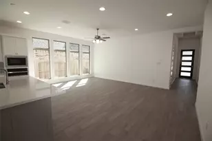 16750 Yaklin Meadow Ct, Humble, TX 77346 - Photo 2