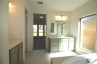 16750 Yaklin Meadow Court, Humble, TX 77346 - Photo 8