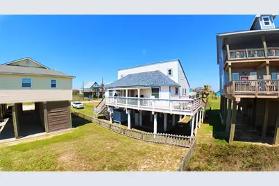 114 Sand Dune Court, Surfside Beach, TX 77541 - Photo 2