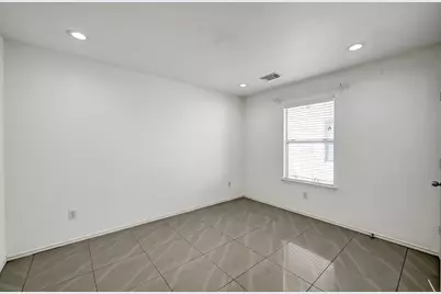 50 Thicket Grove Place, The Woodlands, TX 77385 - Photo 22