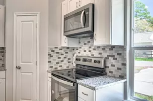 9812 Arbor Oak, Willis, TX 77318 - Photo 8