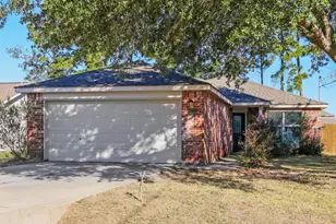 16257 Sun View Ln, Conroe, TX 77302 - Photo 1