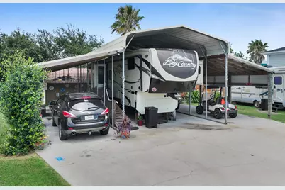 1046 Oneil Road, Crystal Beach, TX 77650 - Photo 6