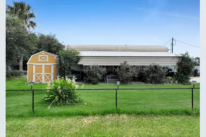 1046 Oneil Road, Crystal Beach, TX 77650 - Photo 10