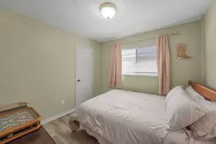10546 Waving Fields Dr, Houston, TX 77064 - Photo 26