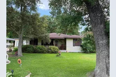 2890 W Lucas Drive, Beaumont, TX 77706 - Photo 4