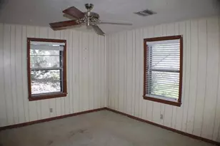 2890 W Lucas Dr, Beaumont, TX 77706 - Photo 24