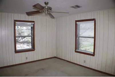 2890 W Lucas Drive, Beaumont, TX 77706 - Photo 24