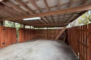 2890 W Lucas Dr, Beaumont, TX 77706 - Photo 32