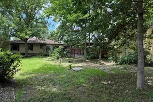 2890 W Lucas Dr, Beaumont, TX 77706 - Photo 34