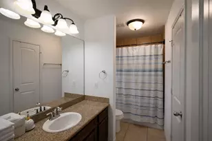 250 7th St, Hempstead, TX 77445 - Photo 14