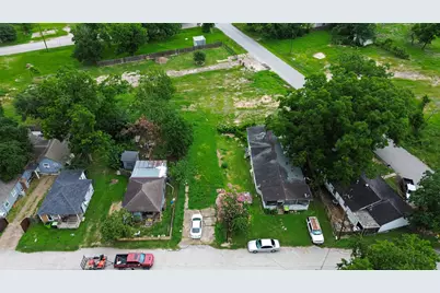 206 Clark Street, Richmond, TX 77469 - Photo 10
