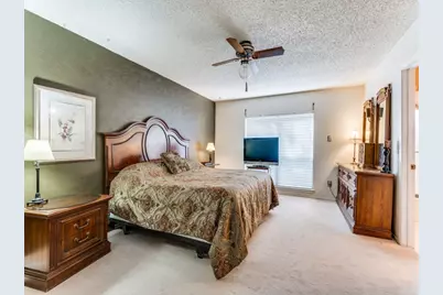500 Thorn Wood Drive, Euless, TX 76039 - Photo 10