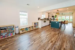 1607 W 22nd St, Houston, TX 77008 - Photo 6