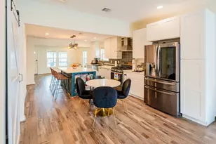 1607 W 22nd St, Houston, TX 77008 - Photo 10