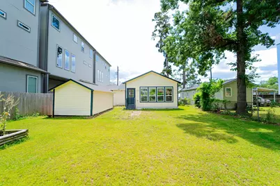 1607 W 22nd Street, Houston, TX 77008 - Photo 32
