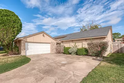 15934 Beechnut Street, Houston, TX 77083 - Photo 2