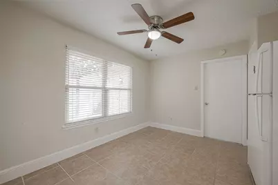 15934 Beechnut Street, Houston, TX 77083 - Photo 32